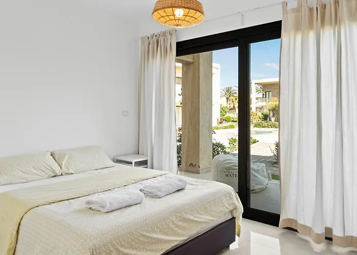 The G Cribs Sunlit -